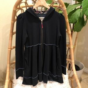 Evy’s tree black Sophie